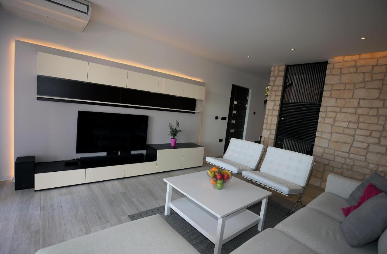 Villa Infinity Šmrika Екстериор снимка